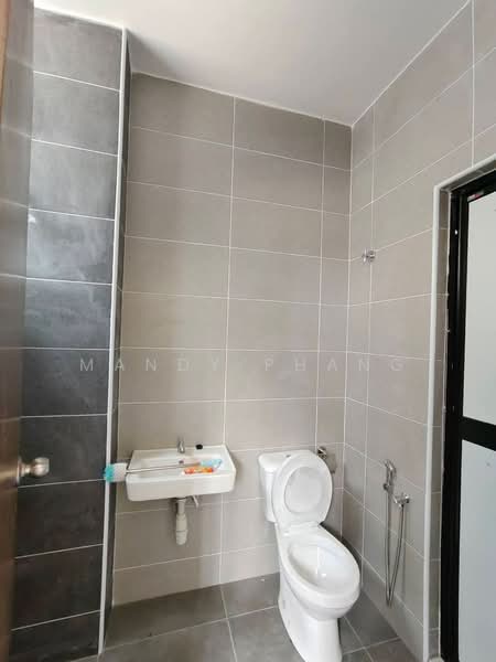 2-storey Terraced House for Rent in Ipoh (Perak) - Mandy Phang - Bathroom - PropertyGuru.com.my