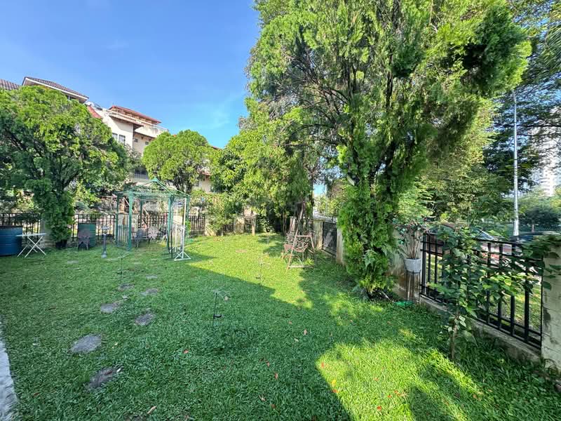 2.5-storey Terraced House for Sale in Ampang Jaya (Ampang) - Ali Idris - Garden - PropertyGuru.com.my