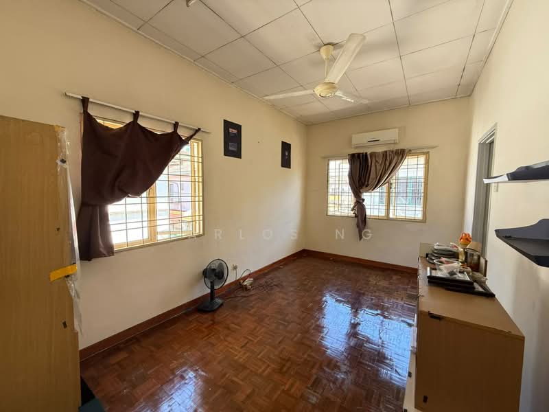 2-storey Terraced House for Sale in Taman Puchong Prima (Puchong) - Carlos Ng - Living Room - PropertyGuru.com.my