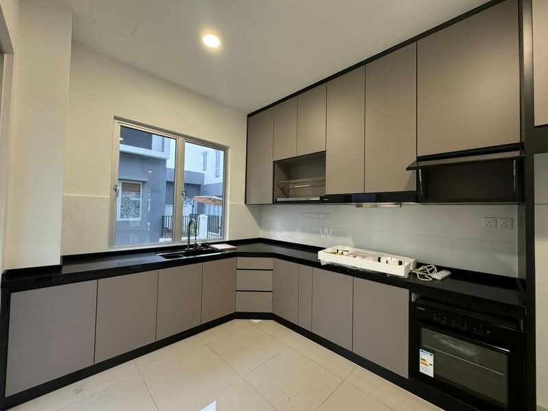 Rumah Teres 2 Tingkat untuk Disewa di Eco Forest (Semenyih) - CK Law - Kitchen - PropertyGuru.com.my