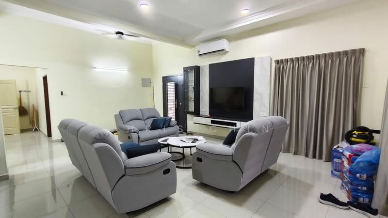 Rumah Berkembar untuk Dijual di Ipoh (Perak) - Chris Chin - Living Room - PropertyGuru.com.my