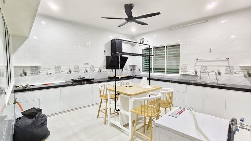 Rumah Berkembar untuk Dijual di Ipoh (Perak) - Chris Chin - Kitchen - PropertyGuru.com.my