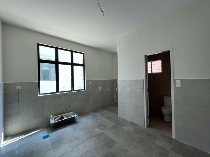 2-storey Terraced House for Sale in Krubong (Melaka) - Tim Piong - Bathroom - PropertyGuru.com.my