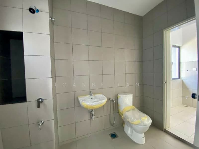 Rumah Teres 2-Tingkat untuk Dijual di Bukit Raja (Selangor) - Joanne Tan - PropertyGuru.com.my