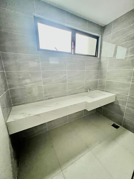 Semi-Detached House for Sale in Taman Gaya (Ulu Tiram) - Shi Ting - PropertyGuru.com.my