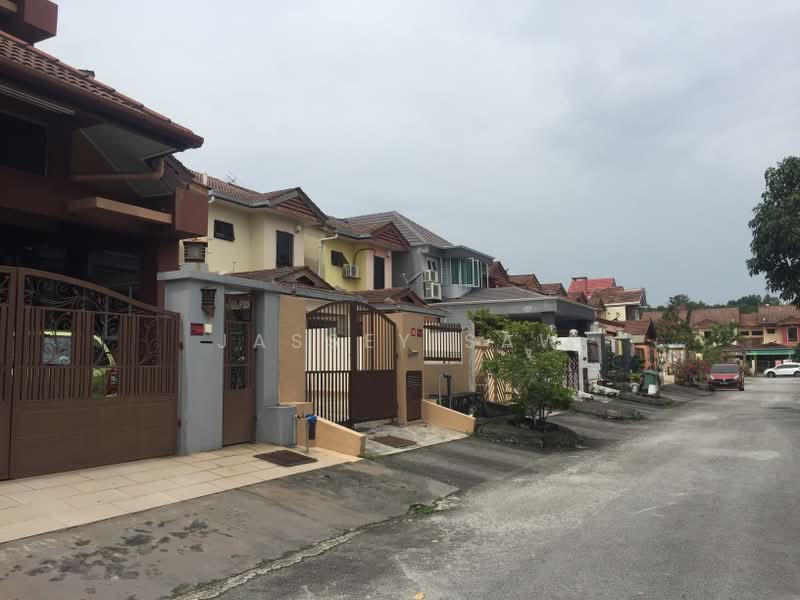 2-storey Terraced House for Sale in Bandar Tun Hussein Onn (Cheras) - Jassey Saw - Exterior - PropertyGuru.com.my
