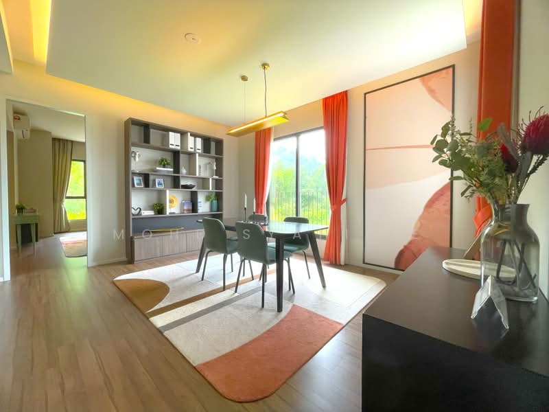 2.5-storey Terraced House for Sale in Ukay Perdana (Ulu Kelang) - Mohd Syahidie - Dining Room - PropertyGuru.com.my