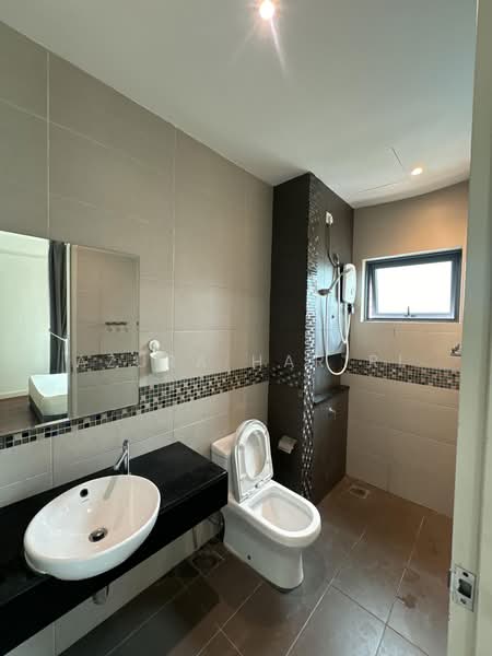 Condominium for Rent at The Vyne - Azura Hariri - Bathroom - PropertyGuru.com.my