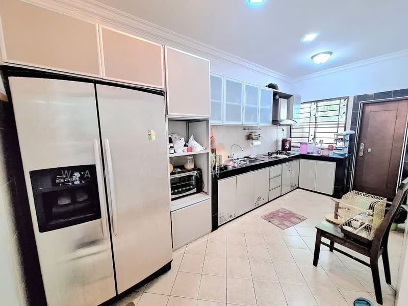 2.5-storey Terraced House for Sale in Kampung Jawa (Klang) - Wan Azlan Ahmad - PropertyGuru.com.my