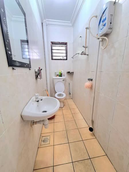 2.5-storey Terraced House for Sale in Kampung Jawa (Klang) - Wan Azlan Ahmad - PropertyGuru.com.my