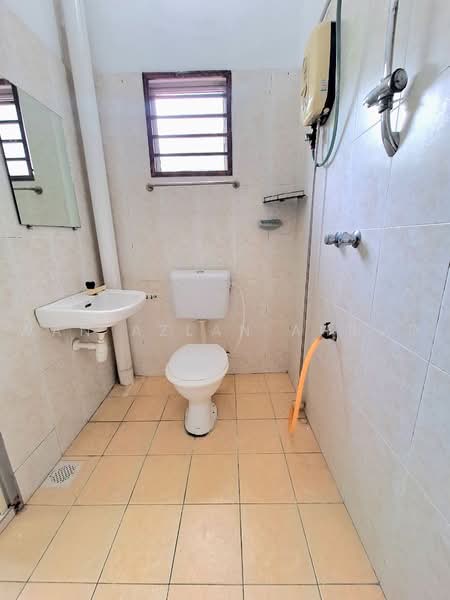2.5-storey Terraced House for Sale in Kampung Jawa (Klang) - Wan Azlan Ahmad - PropertyGuru.com.my