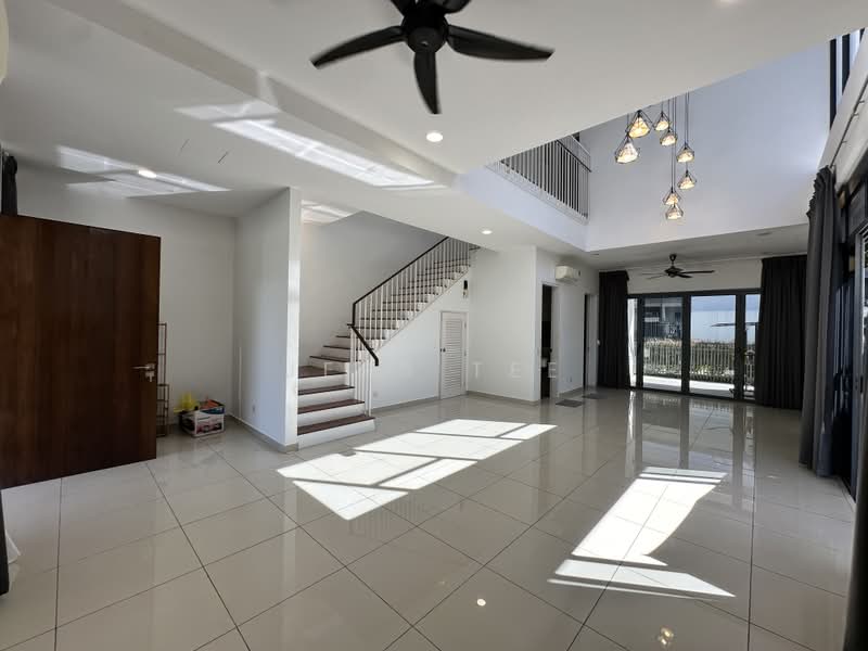 Semi-Detached House for Sale in Setia Alam (Selangor) - Jess Tee - Living Room - PropertyGuru.com.my