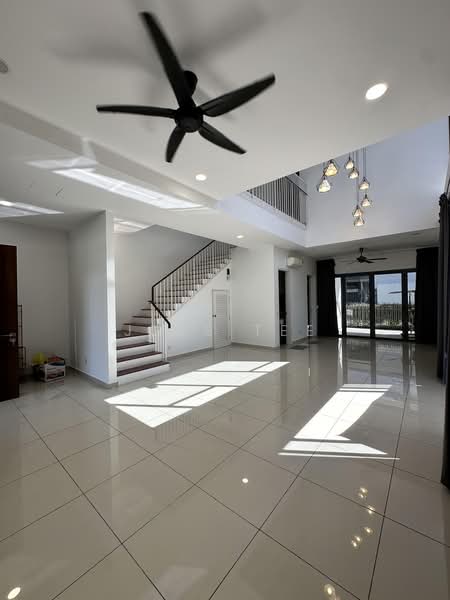 Semi-Detached House for Sale in Setia Alam (Selangor) - Jess Tee - Living Room - PropertyGuru.com.my