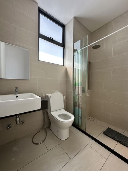 Semi-Detached House for Sale in Setia Alam (Selangor) - Jess Tee - Bathroom - PropertyGuru.com.my