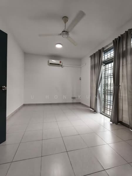 2.5-storey Terraced House for Sale in Taman Pulai Mutiara (Iskandar Puteri (Nusajaya)) - U Hon Kun - Interior - PropertyGuru.com.my