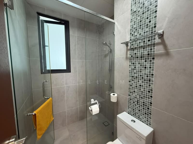 Kondominium untuk Dijual di Queens Residences Q2 @ Queens Waterfront - Michelle Mah - Bathroom - PropertyGuru.com.my