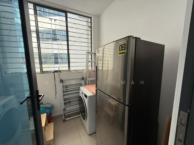 Kondominium untuk Dijual di Queens Residences Q2 @ Queens Waterfront - Michelle Mah - Balcony - PropertyGuru.com.my