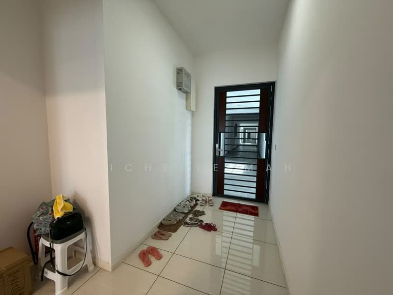 Kondominium untuk Dijual di Queens Residences Q2 @ Queens Waterfront - Michelle Mah - Entrance - PropertyGuru.com.my