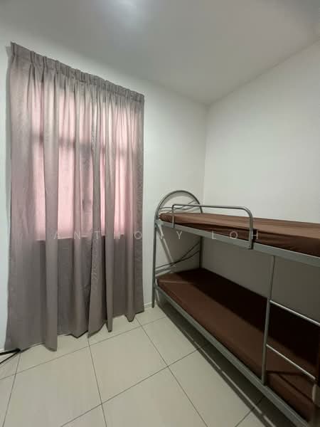 Condominium for Rent at Queens Residences Q2 @ Queens Waterfront - Anthony Loh - Bedroom 3 - PropertyGuru.com.my