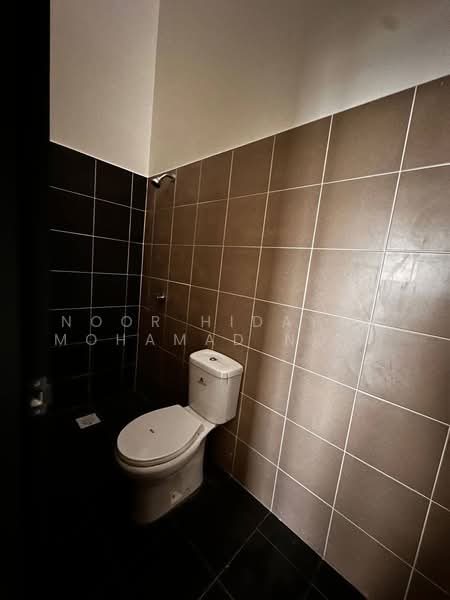 1-storey Terraced House for Sale in Dengkil (Selangor) - Noor Hidayah Mohamad Noor - Bathroom - PropertyGuru.com.my