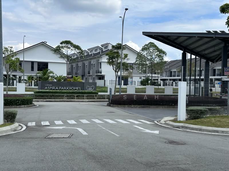 Rumah Teres 2 Tingkat untuk Disewa di Iskandar Puteri (Nusajaya) (Johor) - Steve Seah - Exterior - PropertyGuru.com.my