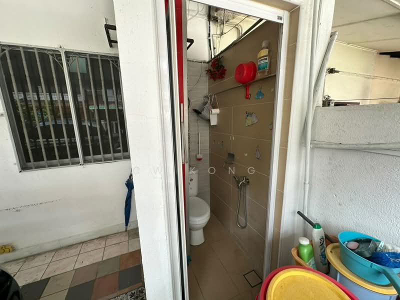 2.5-storey Terraced House for Sale in Taman Sri Sinar (Segambut) - CW Kong - Bathroom - PropertyGuru.com.my