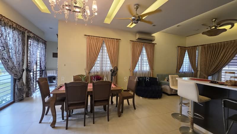 Semi-Detached House for Sale in Bukit Jelutong (Shah Alam) - Reena Sarif - PropertyGuru.com.my