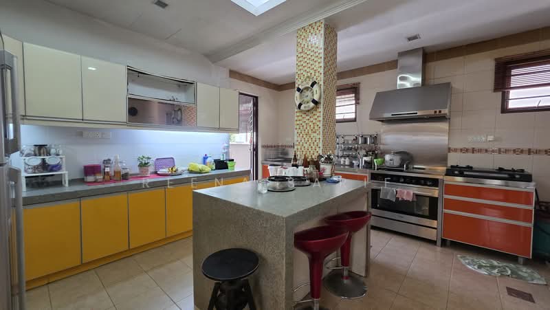 Semi-Detached House for Sale in Bukit Jelutong (Shah Alam) - Reena Sarif - PropertyGuru.com.my