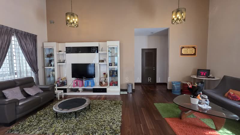 Semi-Detached House for Sale in Bukit Jelutong (Shah Alam) - Reena Sarif - PropertyGuru.com.my