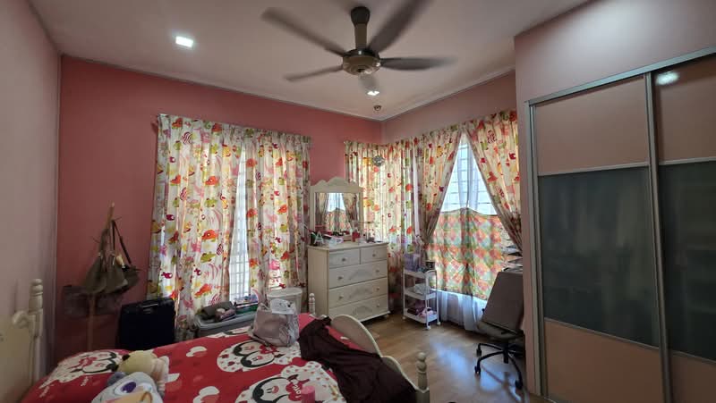 Semi-Detached House for Sale in Bukit Jelutong (Shah Alam) - Reena Sarif - PropertyGuru.com.my