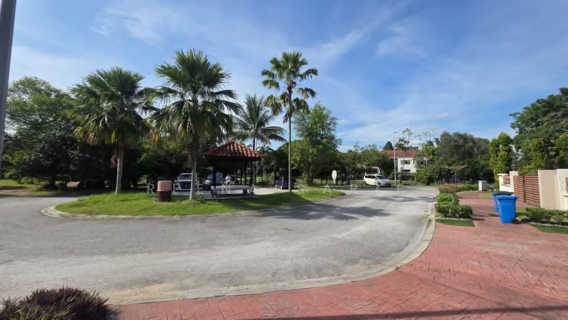 Semi-Detached House for Sale in Bukit Jelutong (Shah Alam) - Reena Sarif - PropertyGuru.com.my