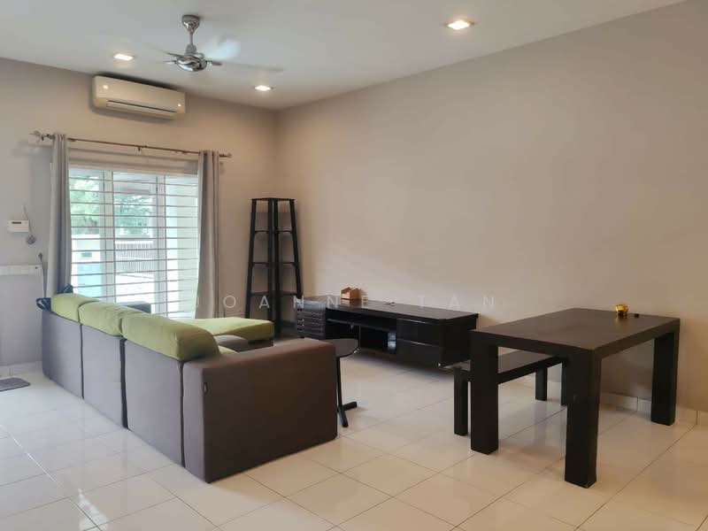 2-storey Terraced House for Sale in Setia Impian (Setia Alam) - Joanne Tan - Living Room - PropertyGuru.com.my
