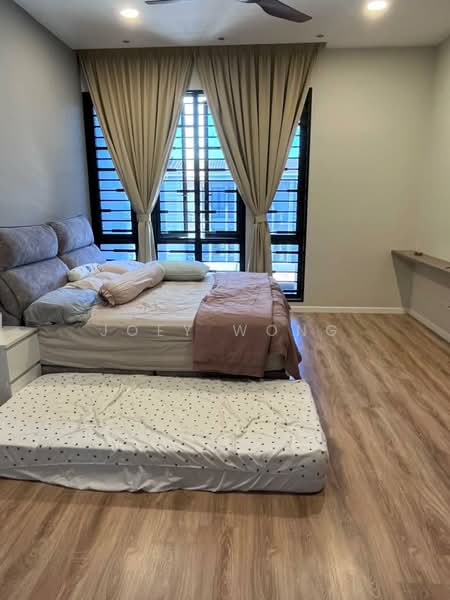 Rumah Teres 3-Tingkat untuk Dijual di Taman Puncak Jalil (Seri Kembangan) - Joey Wong - Bedroom - PropertyGuru.com.my