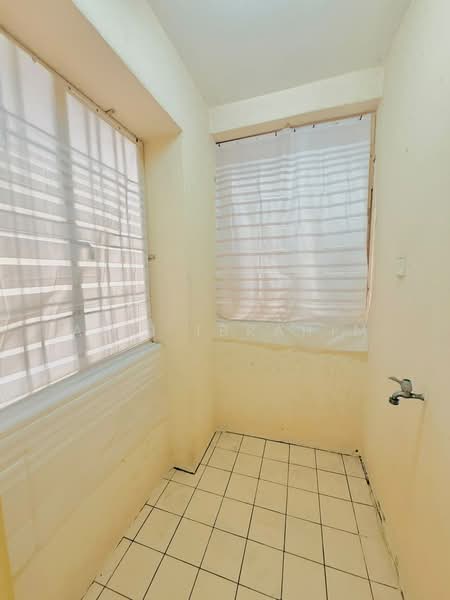 Apartment for Sale at Sri Lavender Apartment - Azli Ibrahim - Interior - PropertyGuru.com.my
