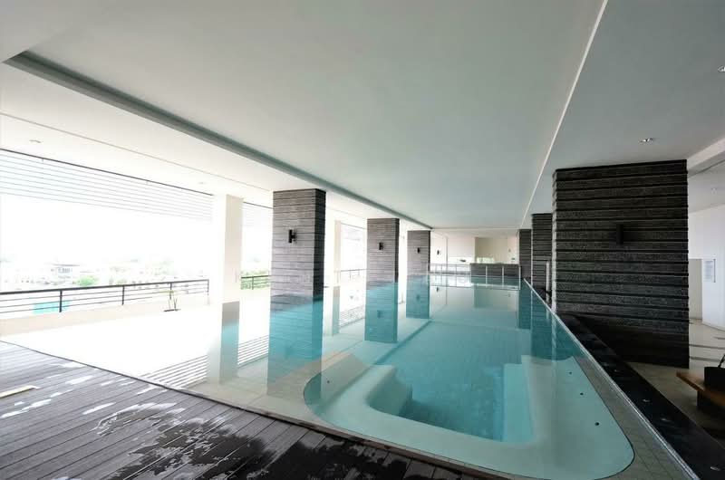 Kondominium untuk Dijual di 222 Residency - Kent Lau - Pool - PropertyGuru.com.my