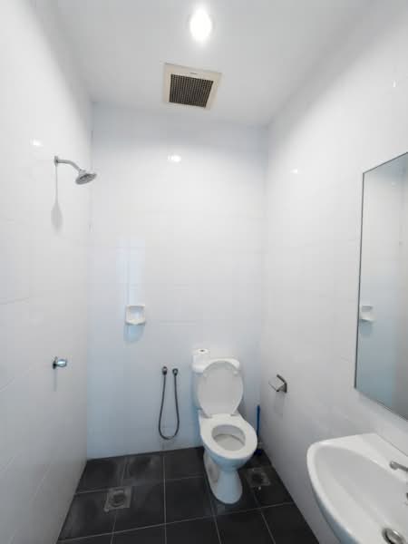 Bungalow for Rent in Seksyen 14 (Petaling Jaya) - Esther Tan - Bathroom - PropertyGuru.com.my