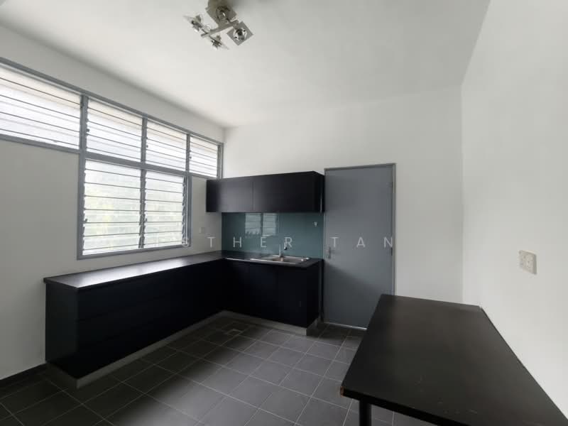 Bungalow for Rent in Seksyen 14 (Petaling Jaya) - Esther Tan - Kitchen - PropertyGuru.com.my