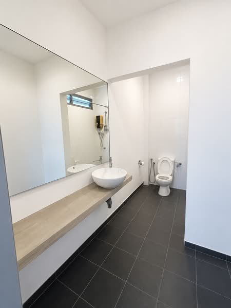 Bungalow for Rent in Seksyen 14 (Petaling Jaya) - Esther Tan - Bathroom - PropertyGuru.com.my