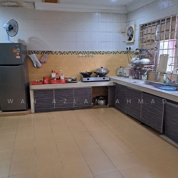 2-storey Terraced House for Sale in Taman Putra Perdana (Puchong) - Wan Azlan Ahmad - PropertyGuru.com.my