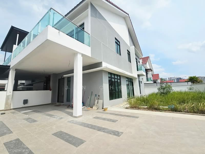 Cluster House for Sale in Johor Bahru (Johor) - Jin Chew - Exterior - PropertyGuru.com.my