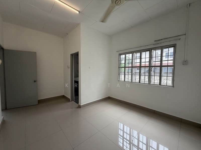 Rumah Berkembar untuk Dijual di Taman Bukit Mewah (Kajang) - Kris Tan - Interior - PropertyGuru.com.my