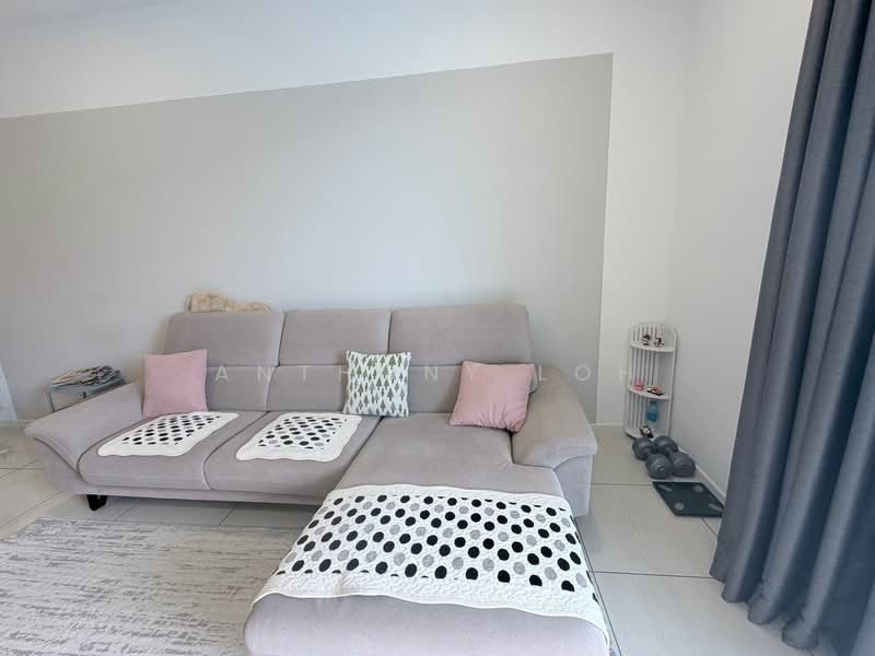 Condominium for Rent at Queens Residences Q2 @ Queens Waterfront - Anthony Loh - Living Room - PropertyGuru.com.my