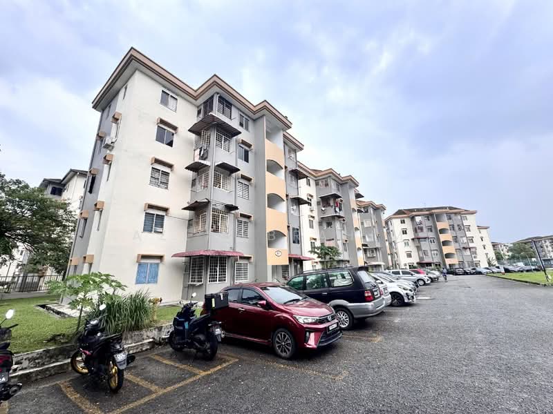 Apartment for Sale at Subang Perdana Goodyear Court 3 - Azli Ibrahim - Exterior - PropertyGuru.com.my