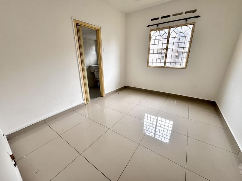 Apartment for Sale at Subang Perdana Goodyear Court 3 - Azli Ibrahim - Interior - PropertyGuru.com.my