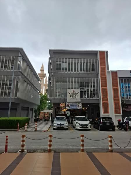 Shop for Rent in Bukit Jelutong (Shah Alam) - Emily Kho - Exterior - PropertyGuru.com.my