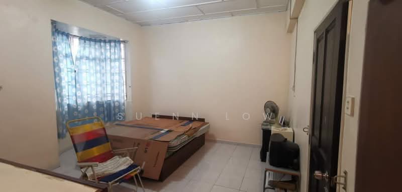 Rumah Teres 2-Tingkat untuk Dijual di Taman Pulai Utama (Skudai) - Suenn Low - Bedroom - PropertyGuru.com.my