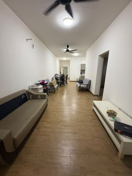 Kondominium untuk Disewa di Lakefront Homes - Pearl Chong - Living Room - PropertyGuru.com.my