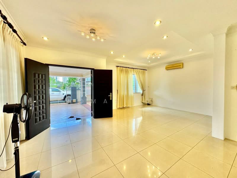 Semi-Detached House for Sale in Kuching (Sarawak) - Thomas Tong - Entrance - PropertyGuru.com.my