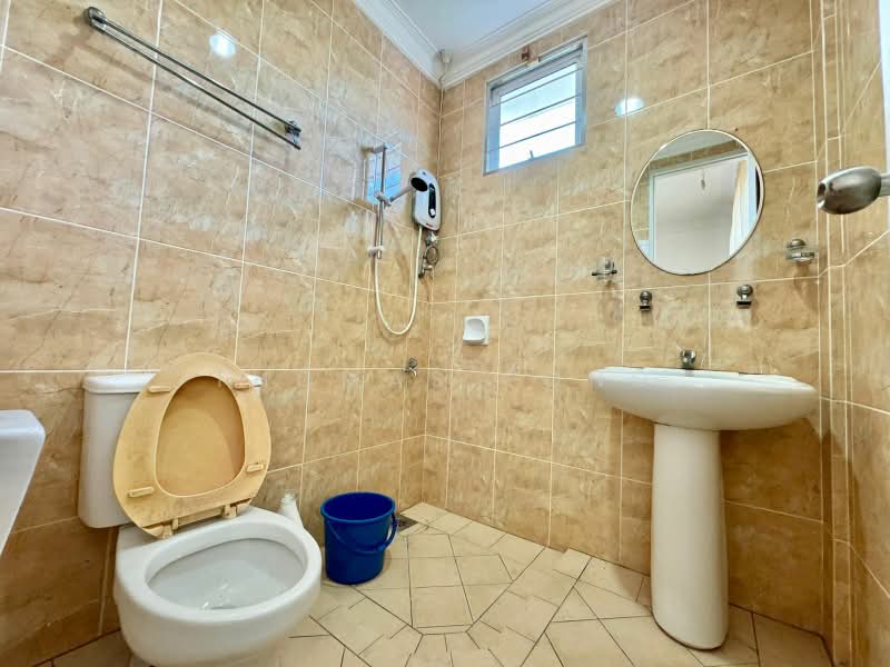 Semi-Detached House for Sale in Kuching (Sarawak) - Thomas Tong - Bathroom - PropertyGuru.com.my