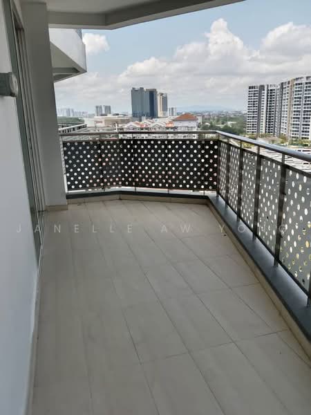 Kediaman Servis untuk Dijual di Grandview 360 - Janelle Aw Yong - Balcony - PropertyGuru.com.my